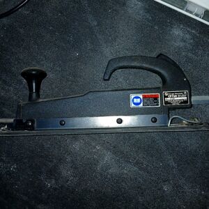 Chicago Pneumatic Dual Piston Air Sander